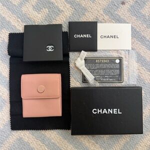CHANEL Blush Pink Leather Card Holder